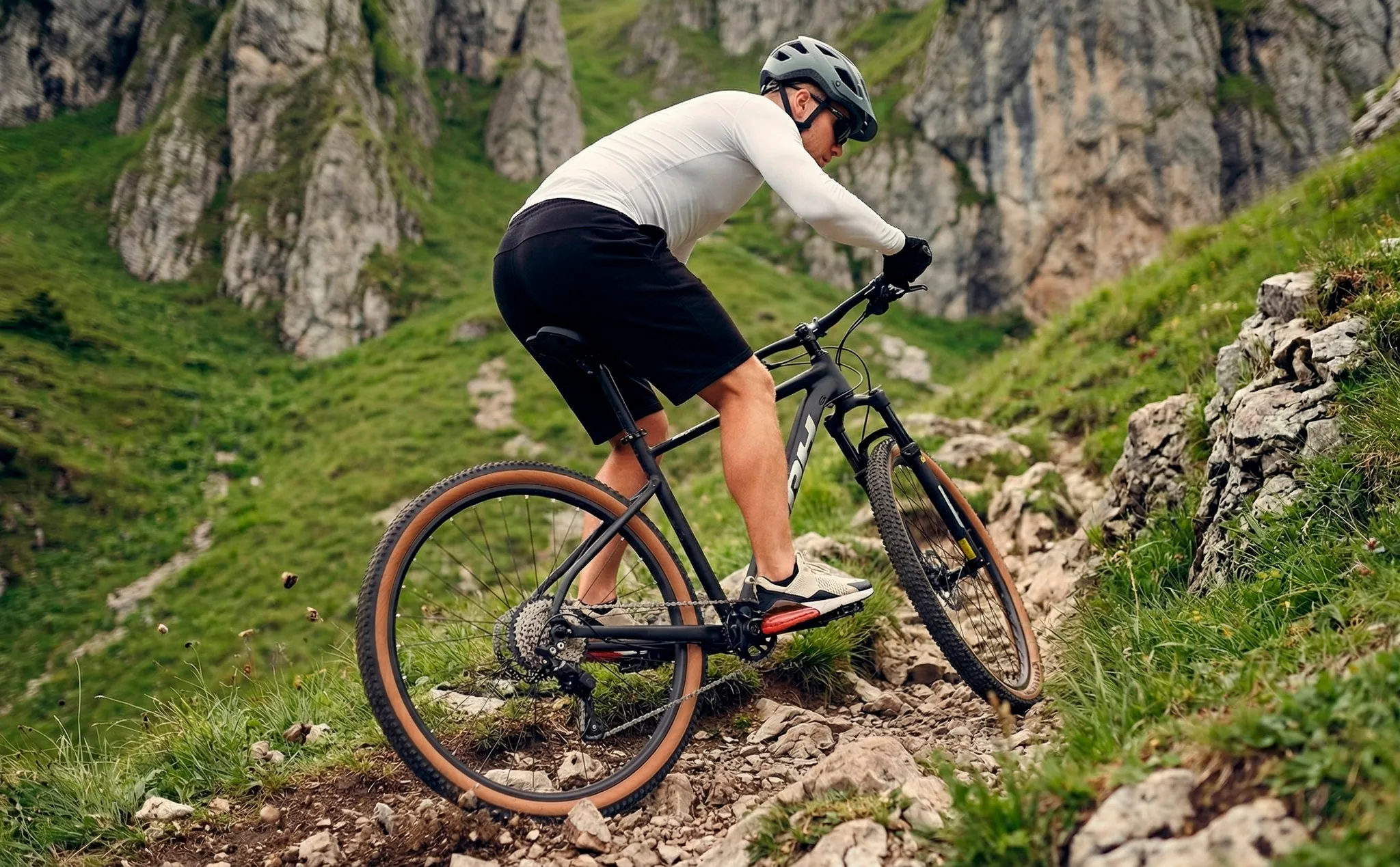 Велосипед HORH Q9 ESSA 2025